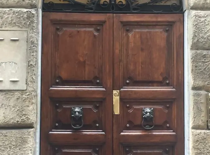 Trevi Апартаменты Рим